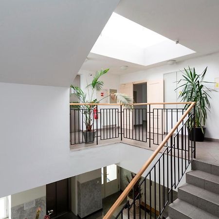 Prague Days - Modern Apartment - New Town エクステリア 写真