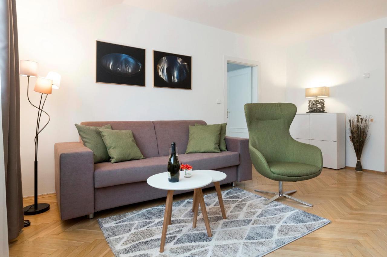 Prague Days - Modern Apartment - New Town エクステリア 写真