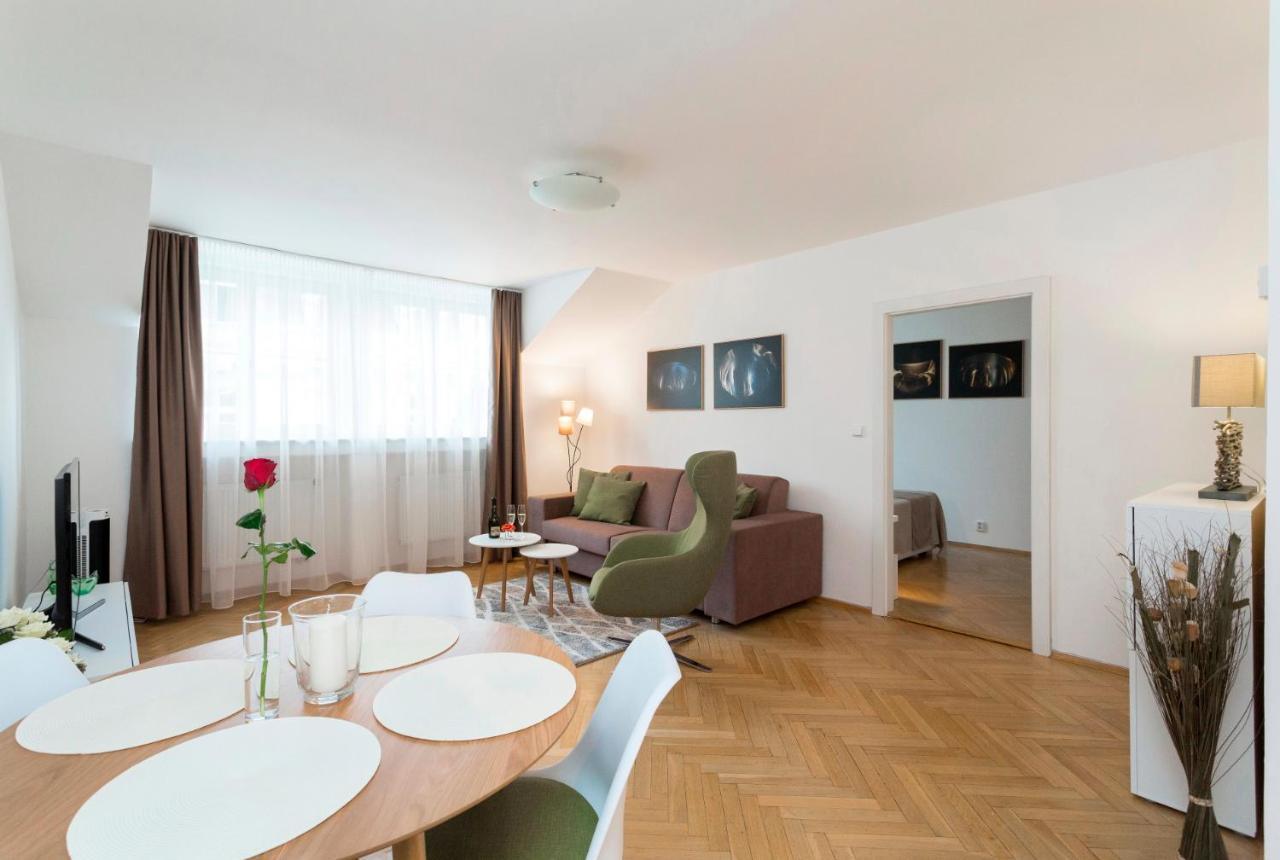 Prague Days - Modern Apartment - New Town エクステリア 写真