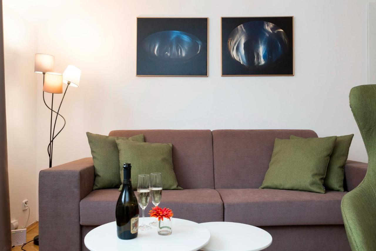 Prague Days - Modern Apartment - New Town エクステリア 写真